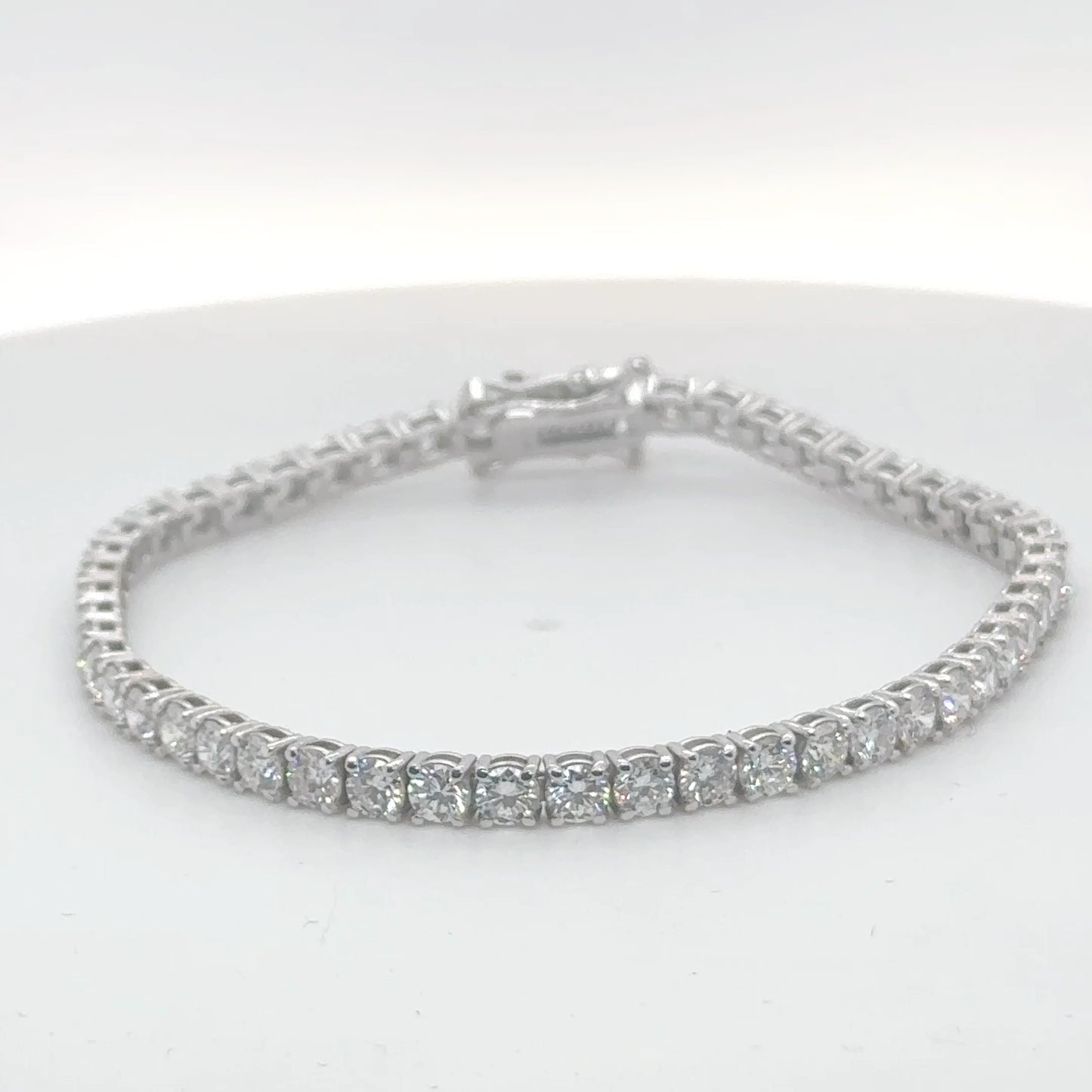 10 ctw Lab Grown Diamond Four Prong Tennis Bracelet (7 Inches)